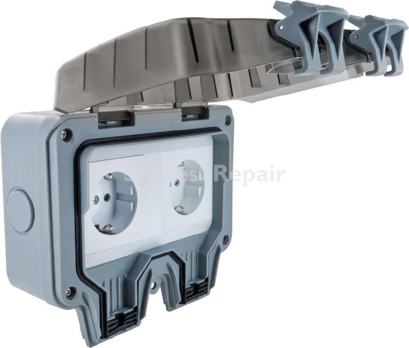 Schwaiger Appliance Socket - Solar Soad0200 Surface-mounted Outdoor Socket Ip66 For 2x Angled Plugs